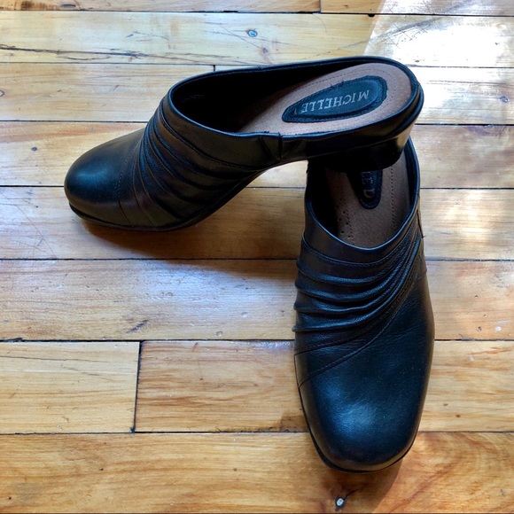 Michelle D Shoes - Michelle D work clogs